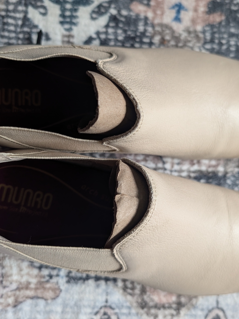 Munro Women’s Leather Boots in Light Beige